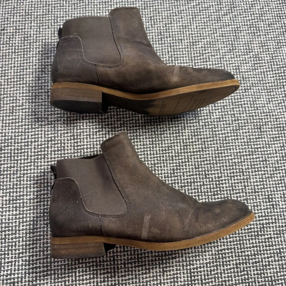 Franco Sarto Womens Dark Brown Distressed Leather Chelsea Ankle Boots Size 6.5